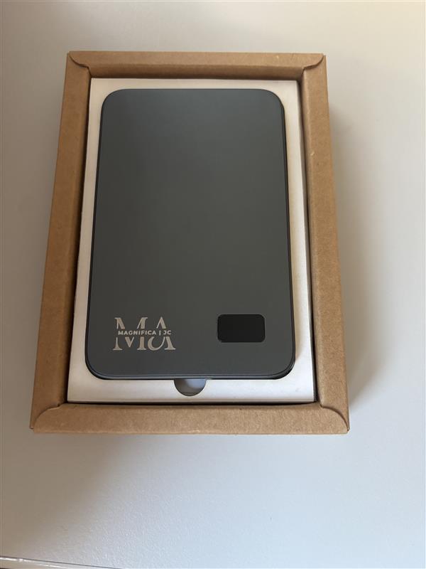 Magnifica powerbank neatly placed inside its retail packaging box.